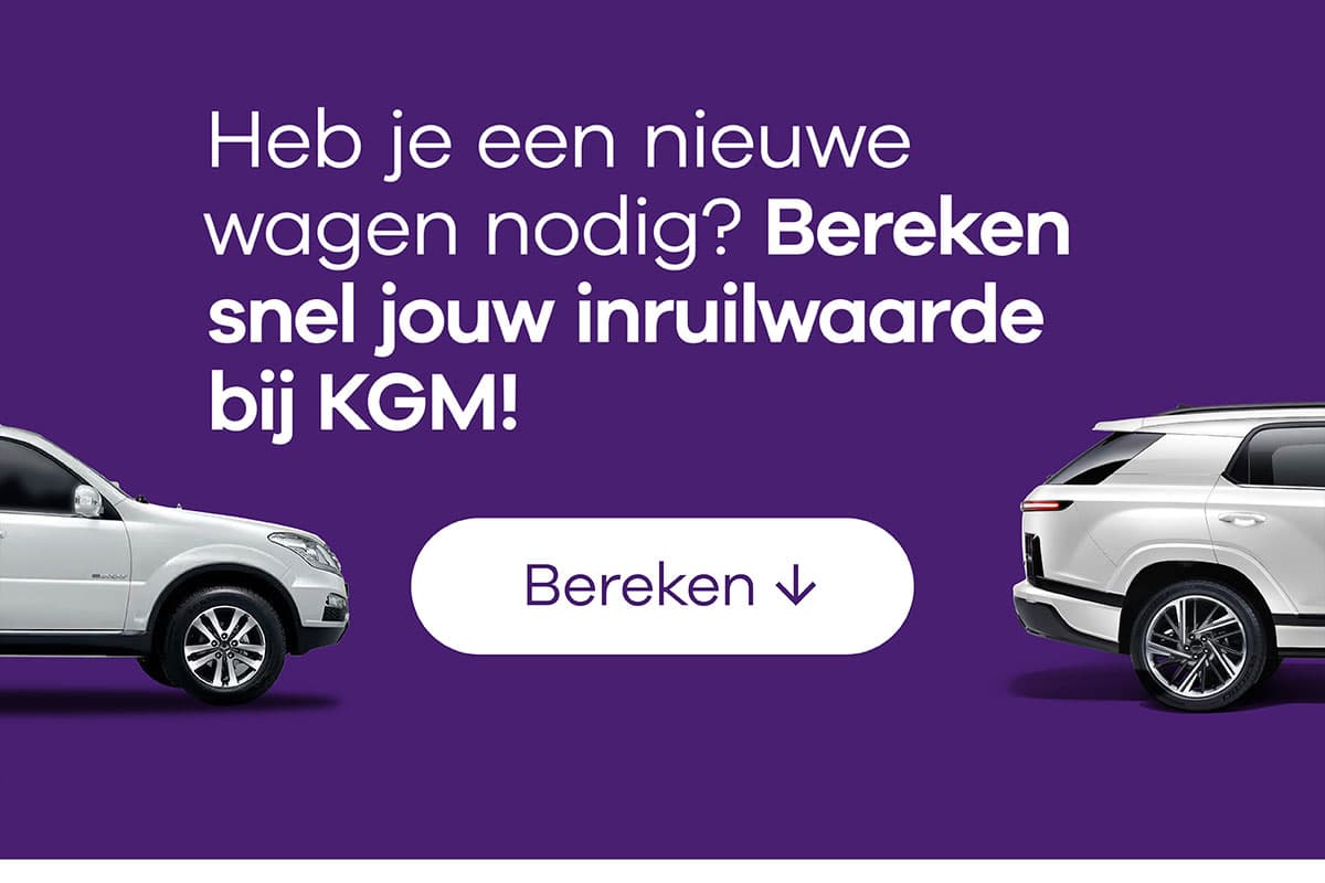 Dutch advertisement with two cars on a purple background, promoting a quick trade-in value calculation with KGM. Button labeled "Bereken."