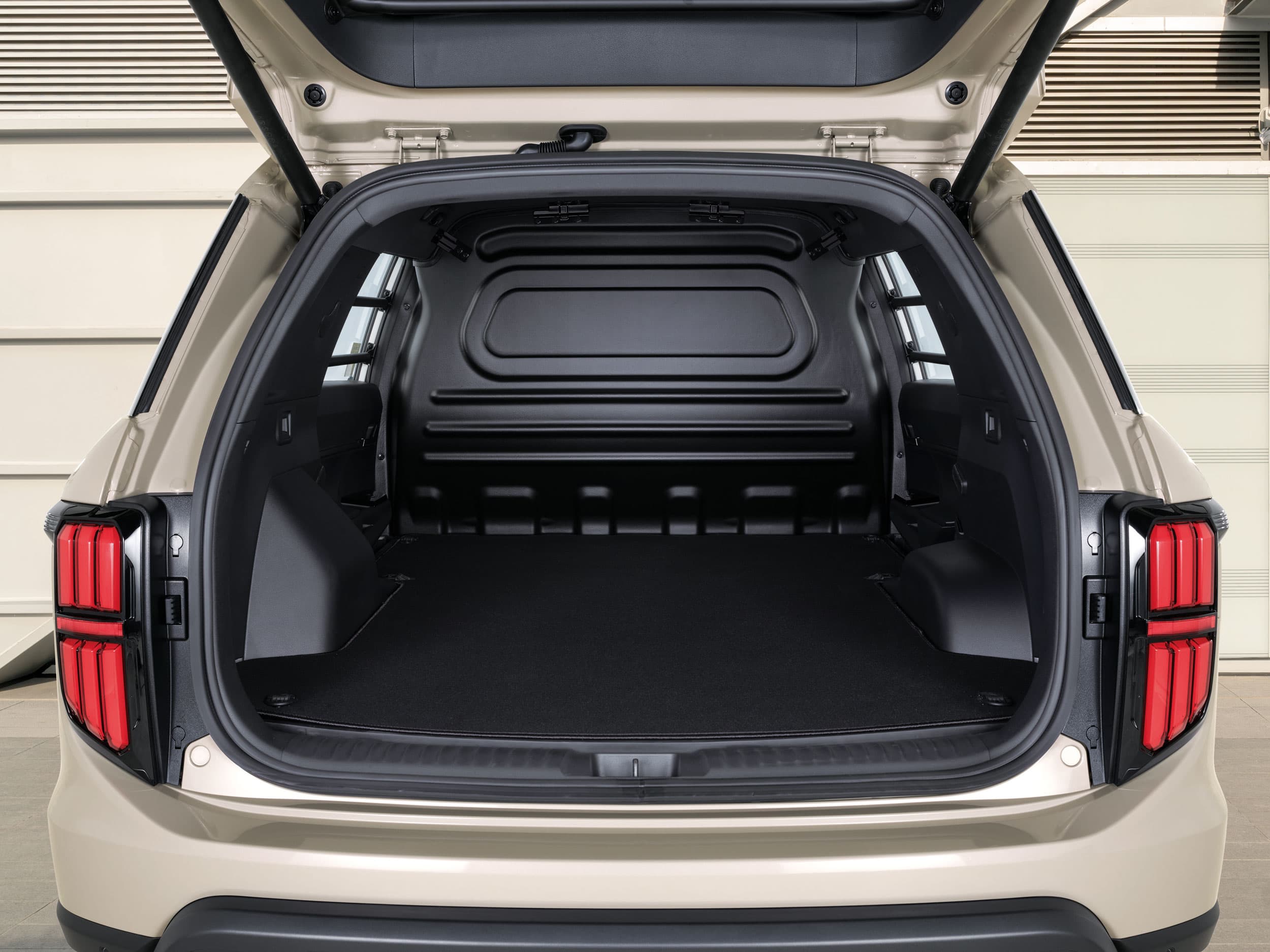 KGM Torres EVX VAN open trunk